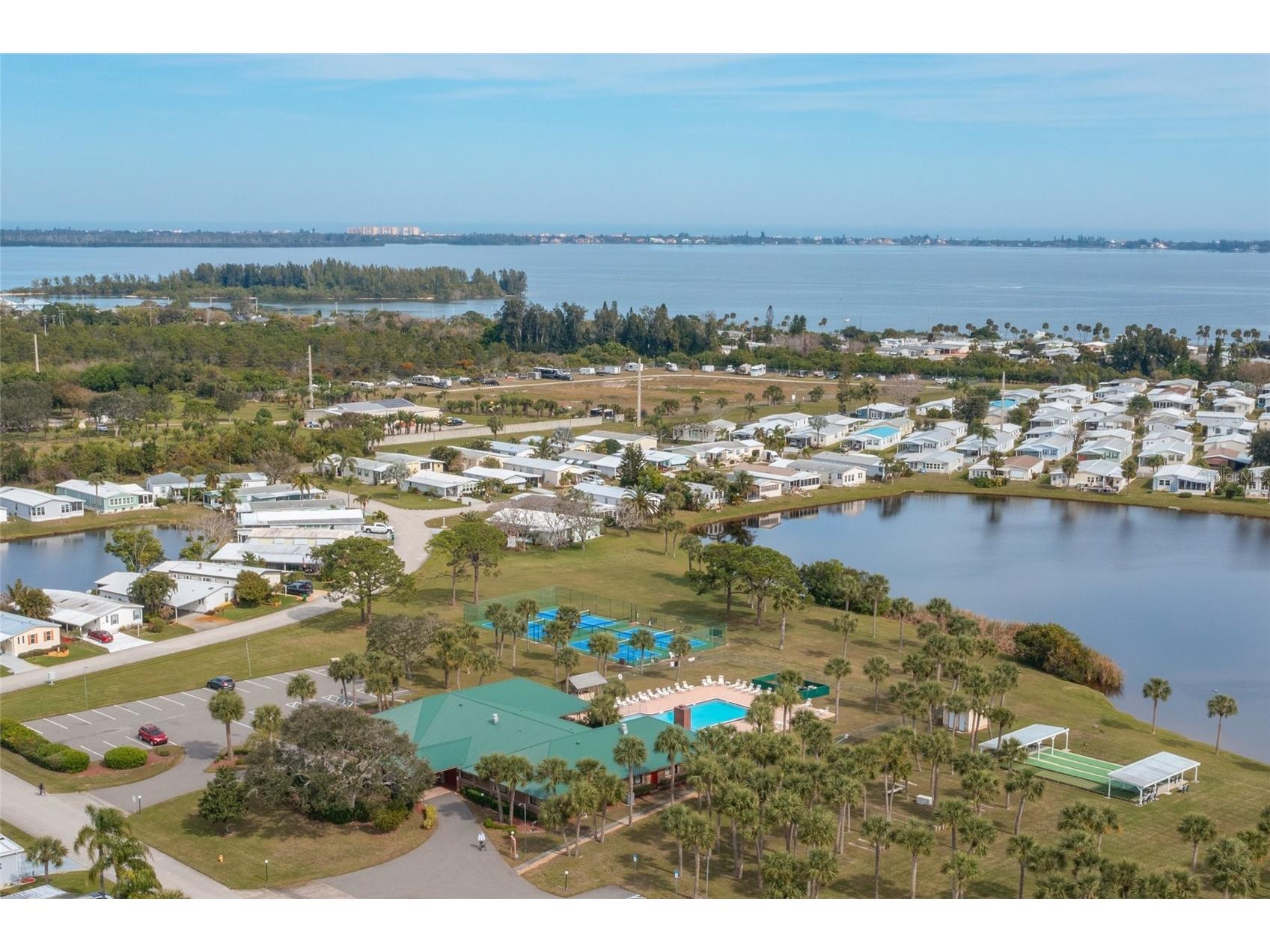 917 Cypress Street Sebastian FL 32976 O6394466 image77
