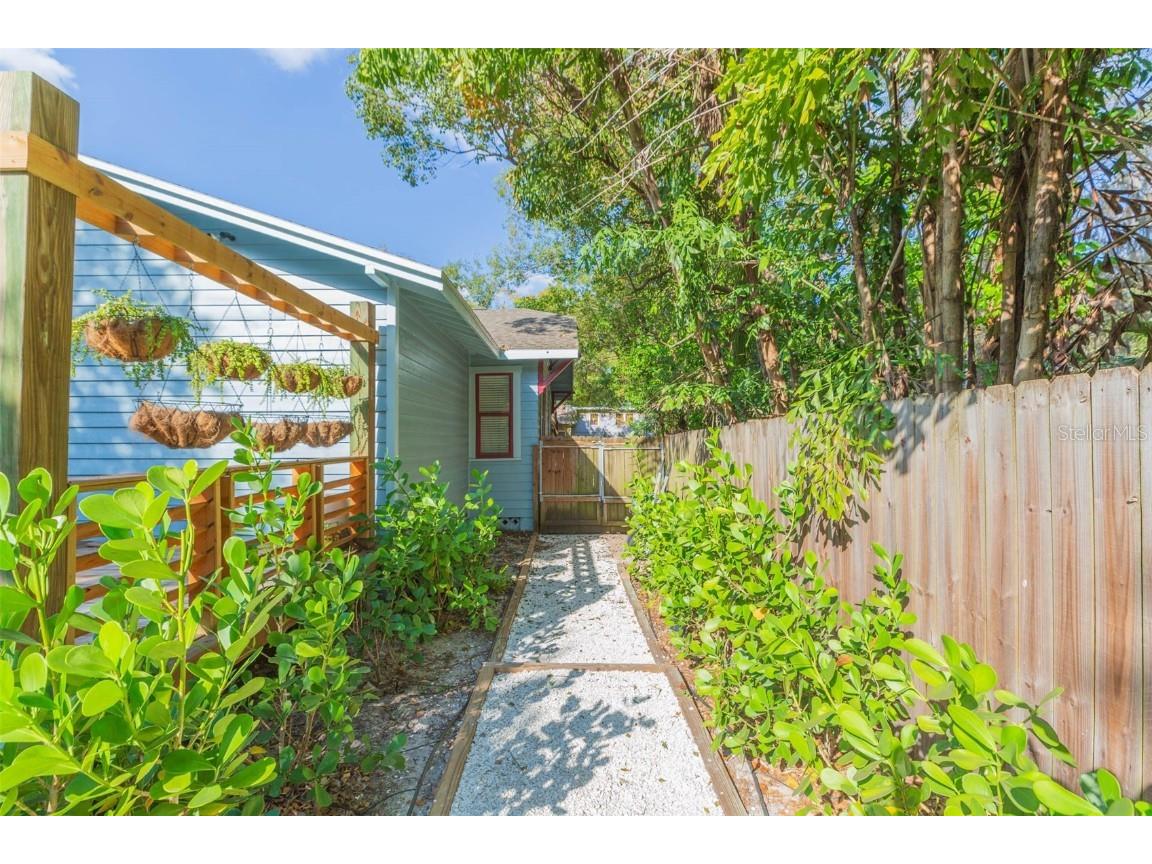 917 E Broad Street Tampa FL 33604 TB8459154 image30