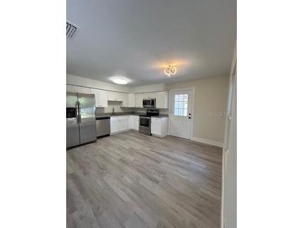 917 E Poinsettia Avenue Tampa FL 33612 TB8498617 image3