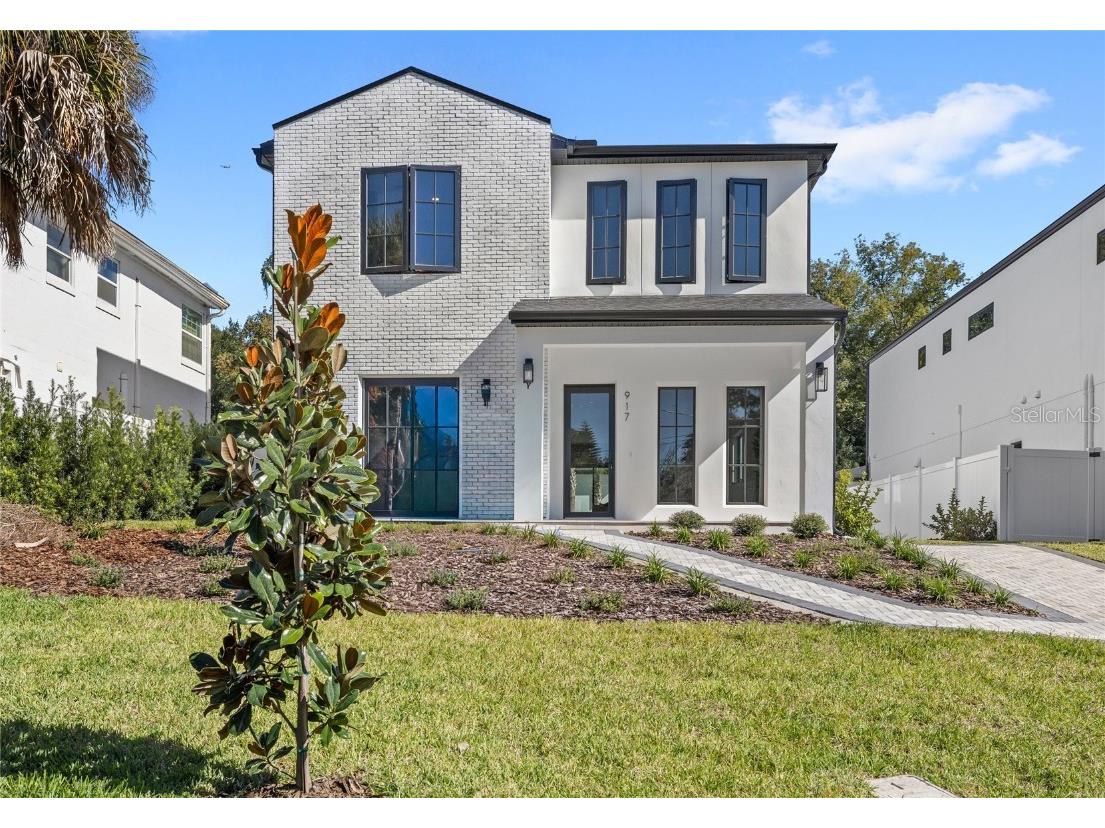 917 Lake Emerald Drive Orlando FL 32806 O6360434 image1