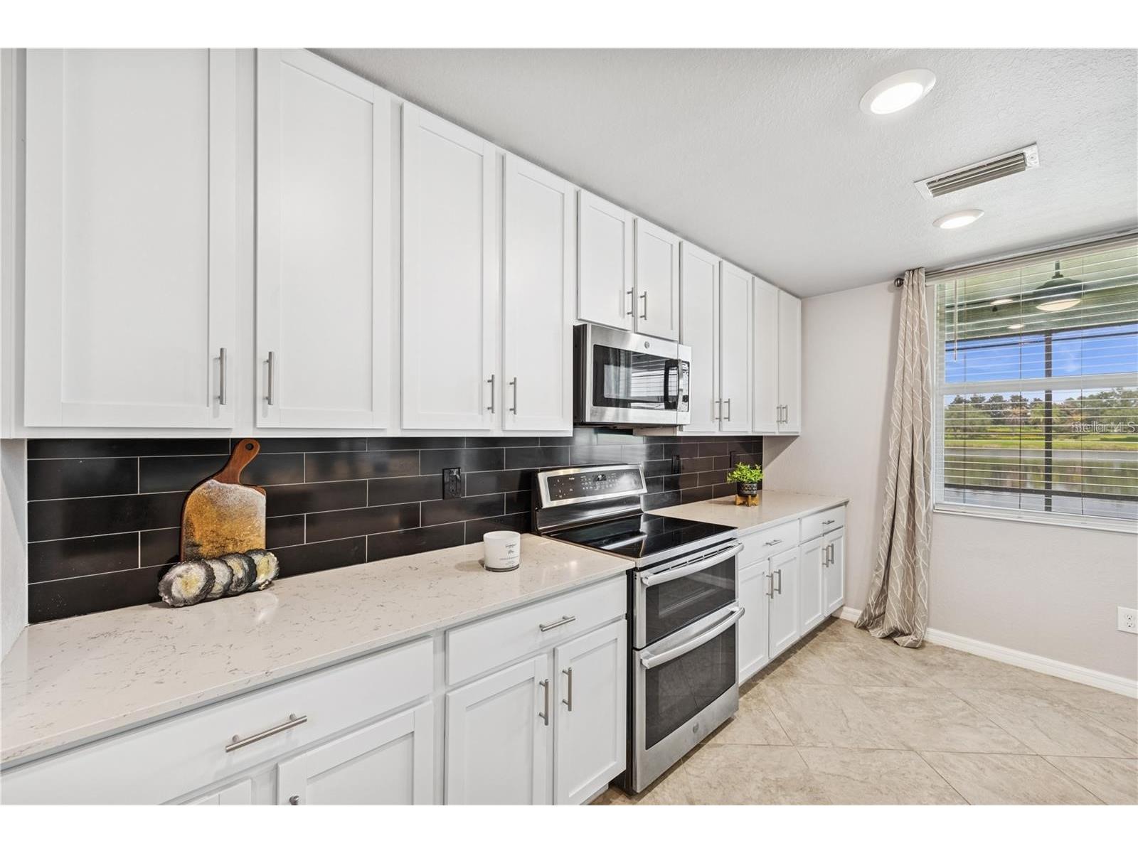 917 Tidewater Shores Loop Bradenton FL 34208 A4690908 image22