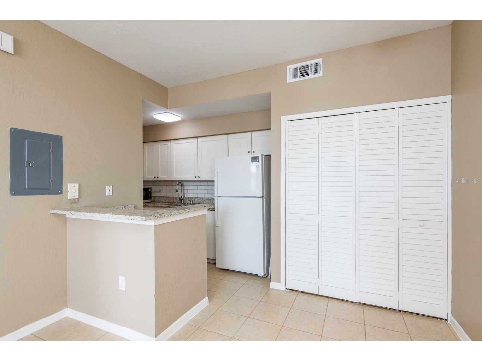 9170 Lake Chase Island Way #9170 Tampa FL 33626 TB8462271 image15