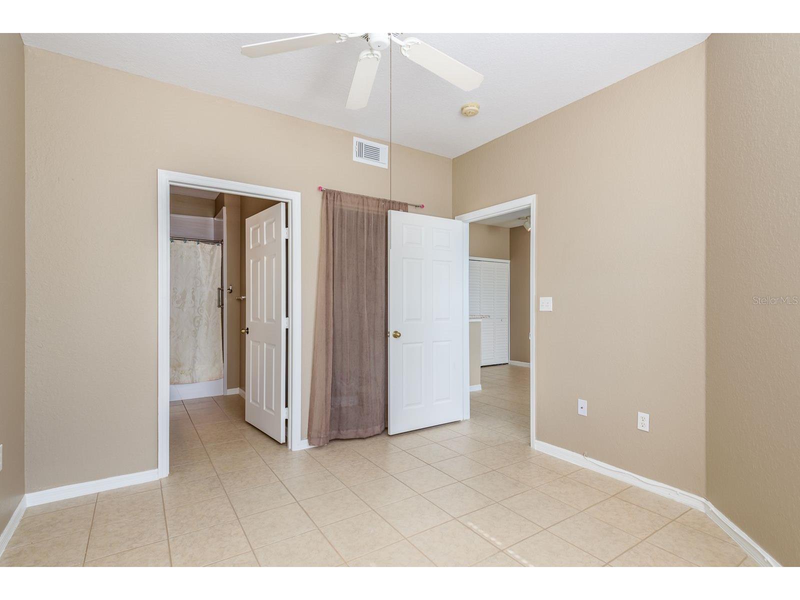 9170 Lake Chase Island Way #9170 Tampa FL 33626 TB8462271 image20