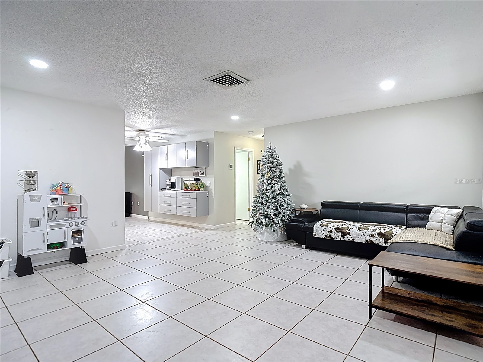 9171 Vicksburg Road Spring Hill FL 34608 TB8459907 image3