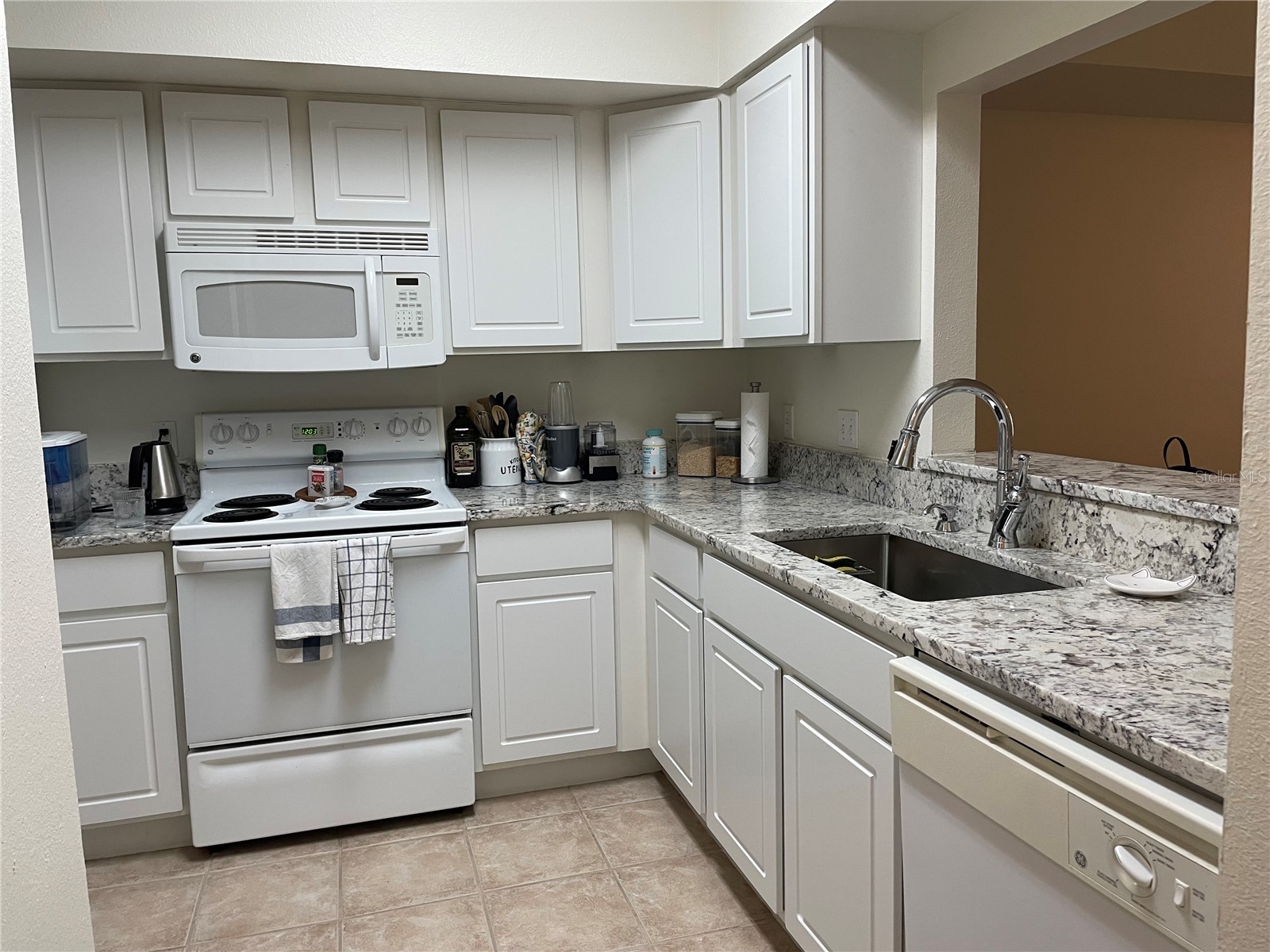 9172 SW 52nd Road #F202 Gainesville FL 32608 GC541767 image3