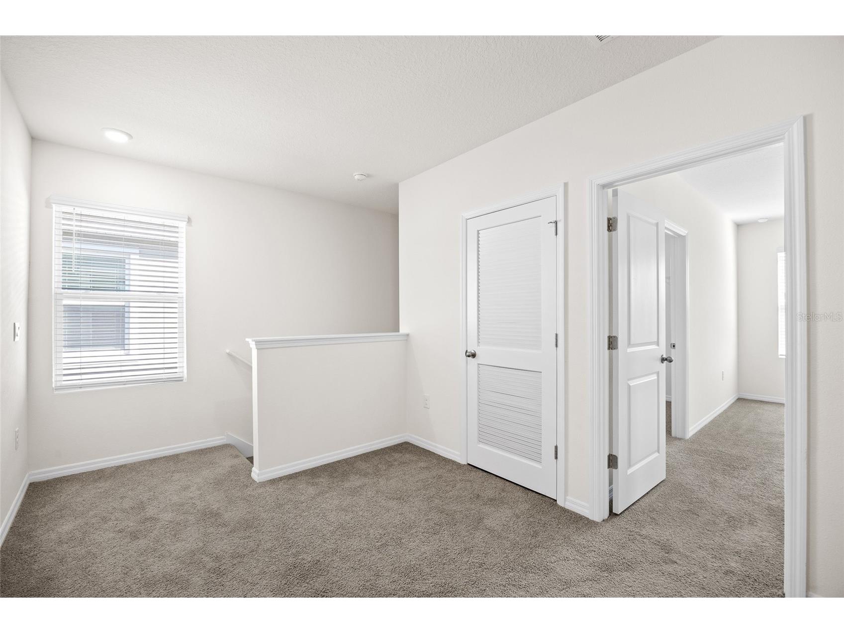 9176 Forge Breeze Loop Wesley Chapel FL 33545 TB8471691 image18