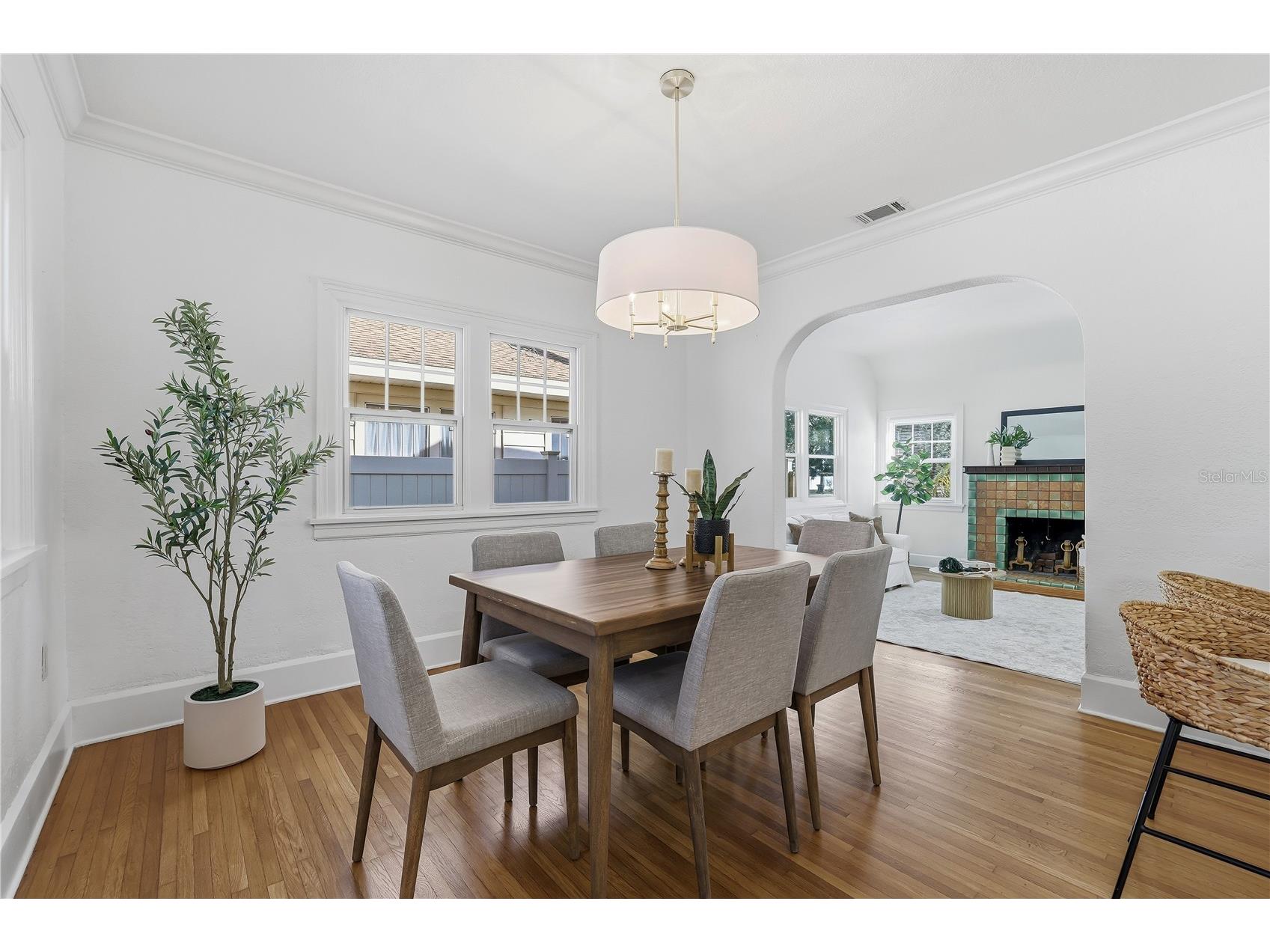 918 45th Street N Saint Petersburg FL 33713 TB8501288 image12