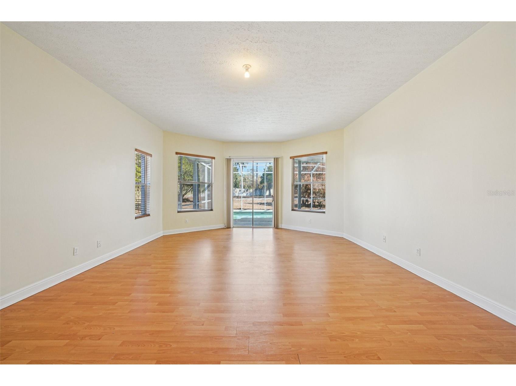 918 Academy Drive Brandon FL 33511 TB8474864 image24