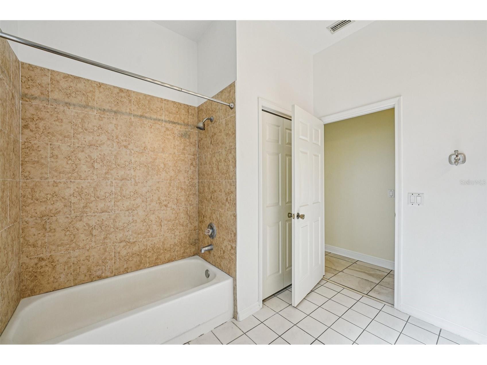 918 Academy Drive Brandon FL 33511 TB8474864 image45