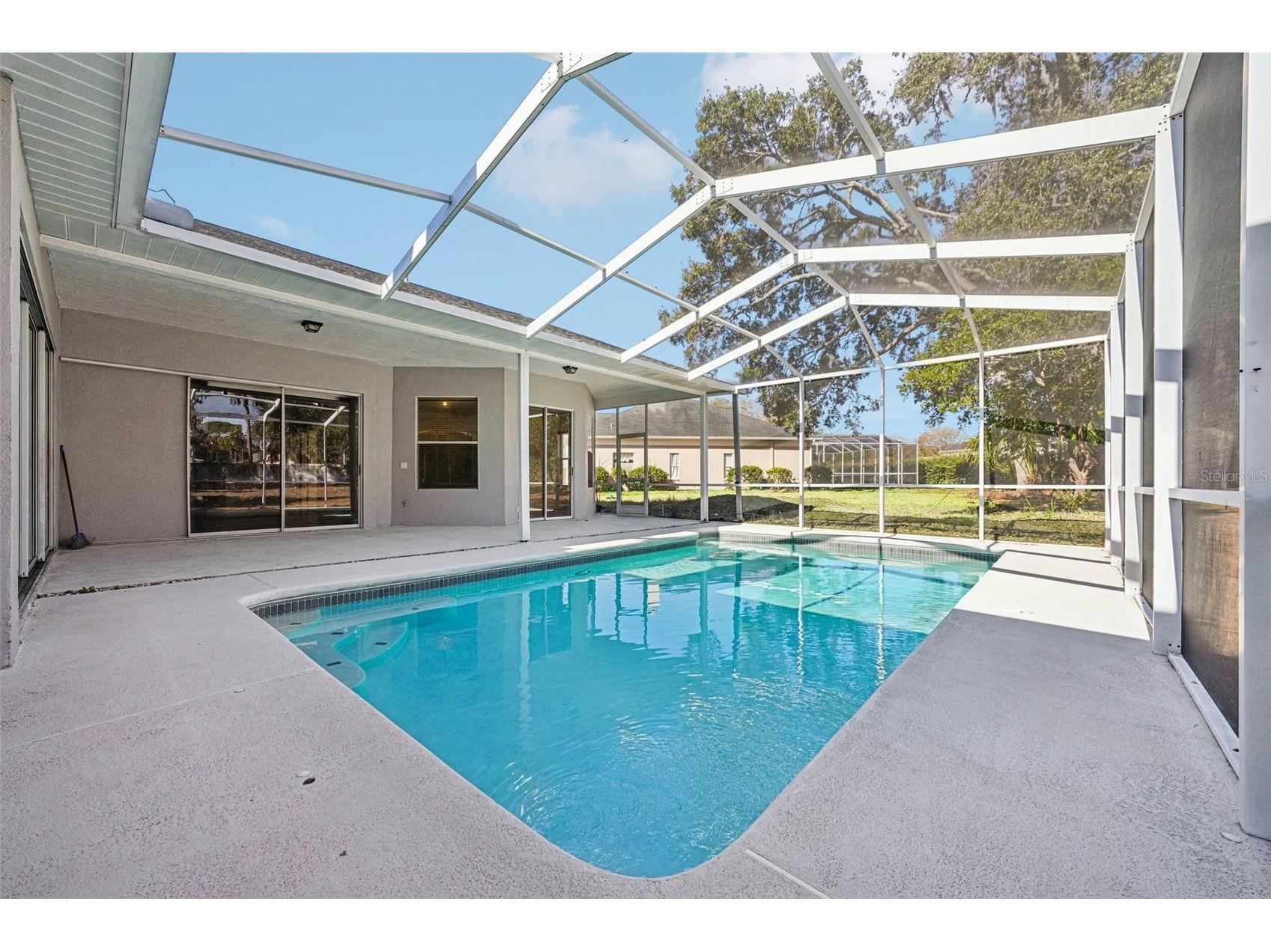 918 Academy Drive Brandon FL 33511 TB8474864 image58