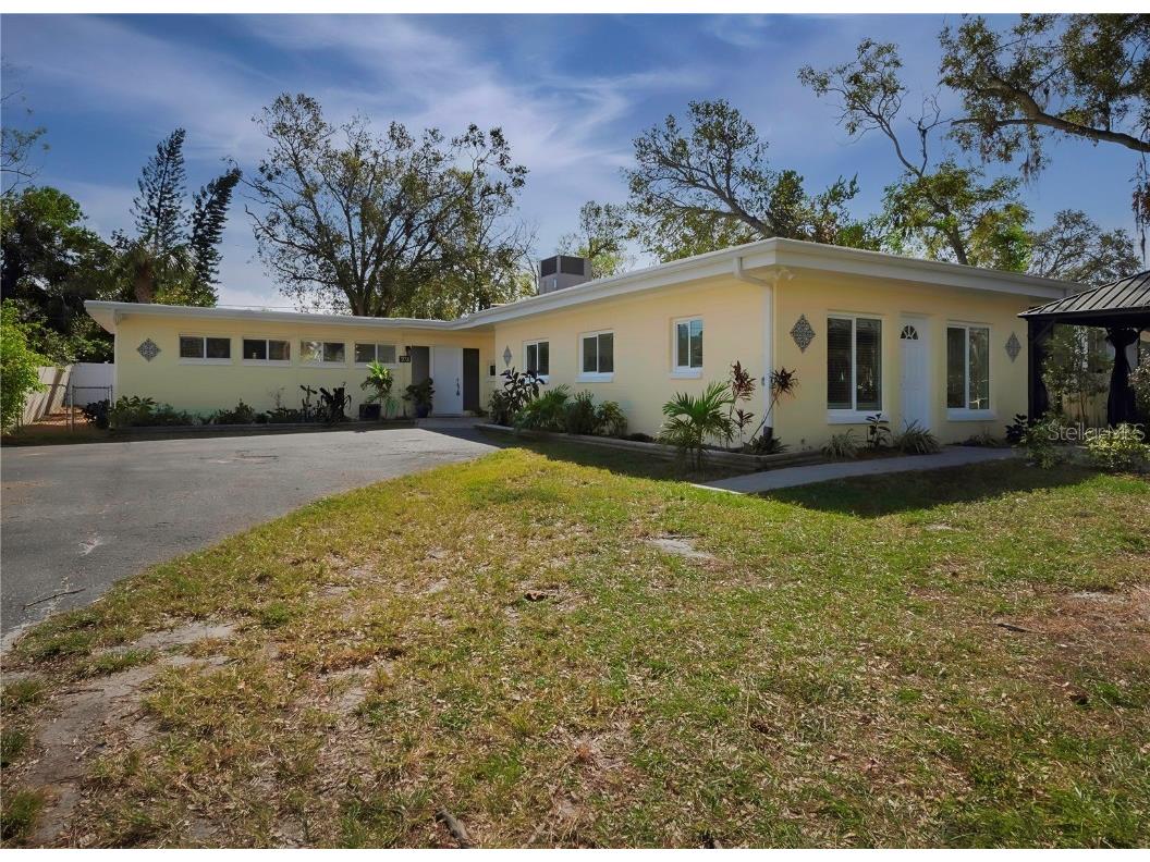 918 Alcazar Way S Saint Petersburg FL 33705 TB8317227 image1