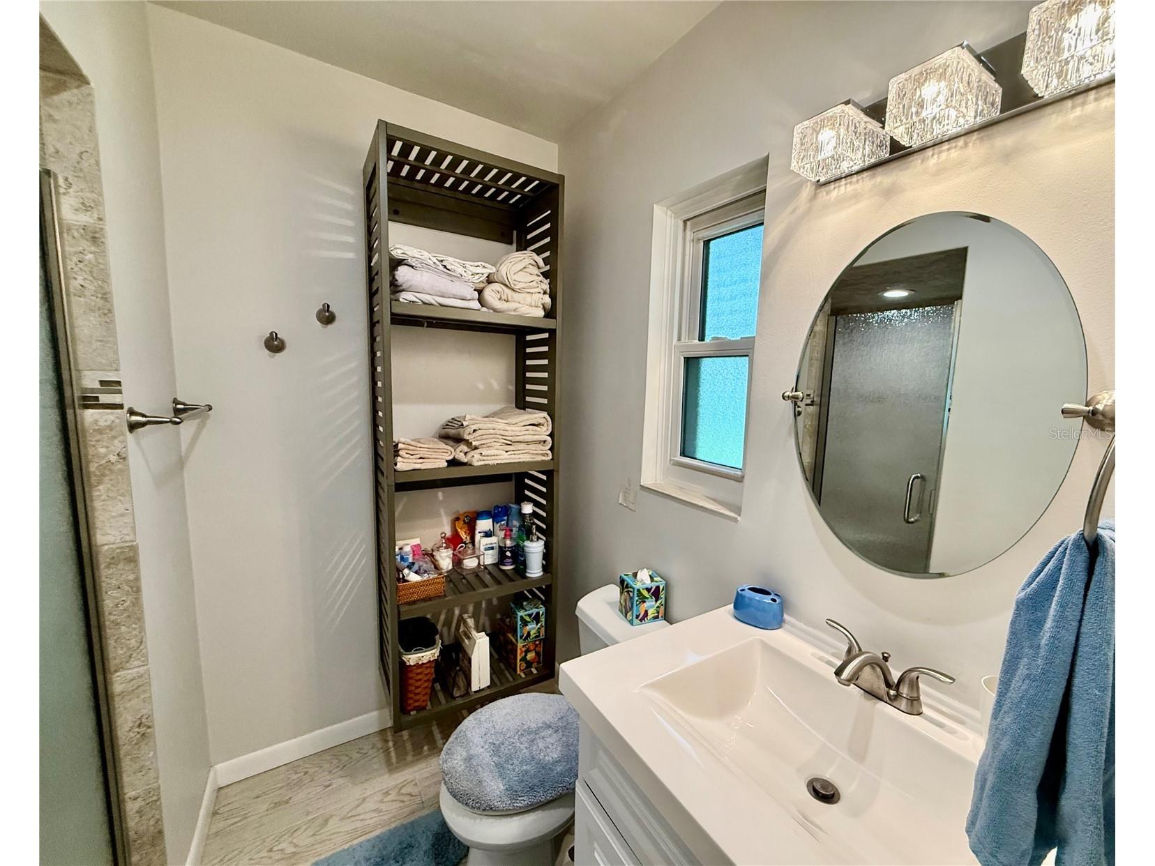 918 Bay Breeze Terrace Largo FL 33770 TB8526639 image39
