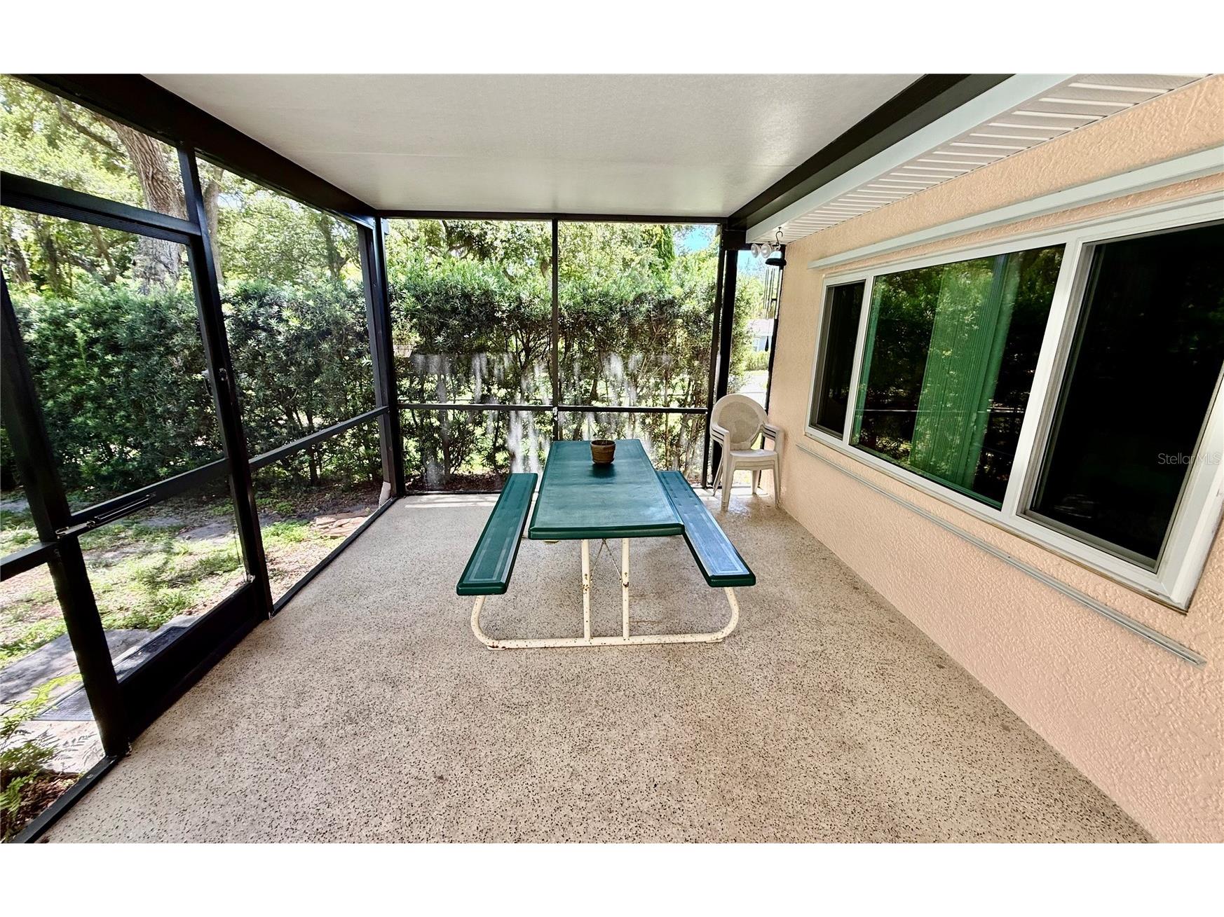 918 Bay Breeze Terrace Largo FL 33770 TB8526639 image53