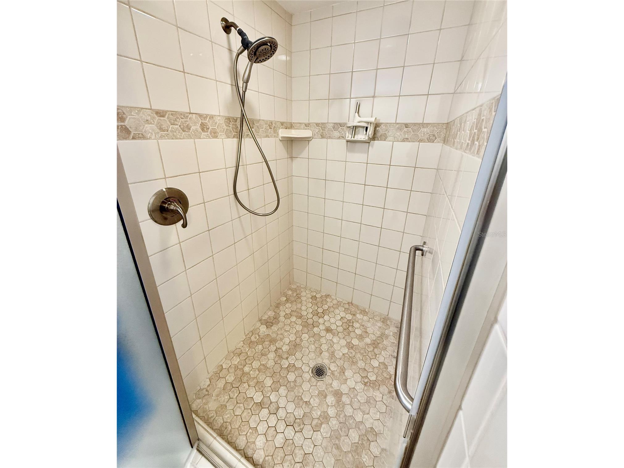 918 Bay Breeze Terrace Largo FL 33770 TB8526639 image64