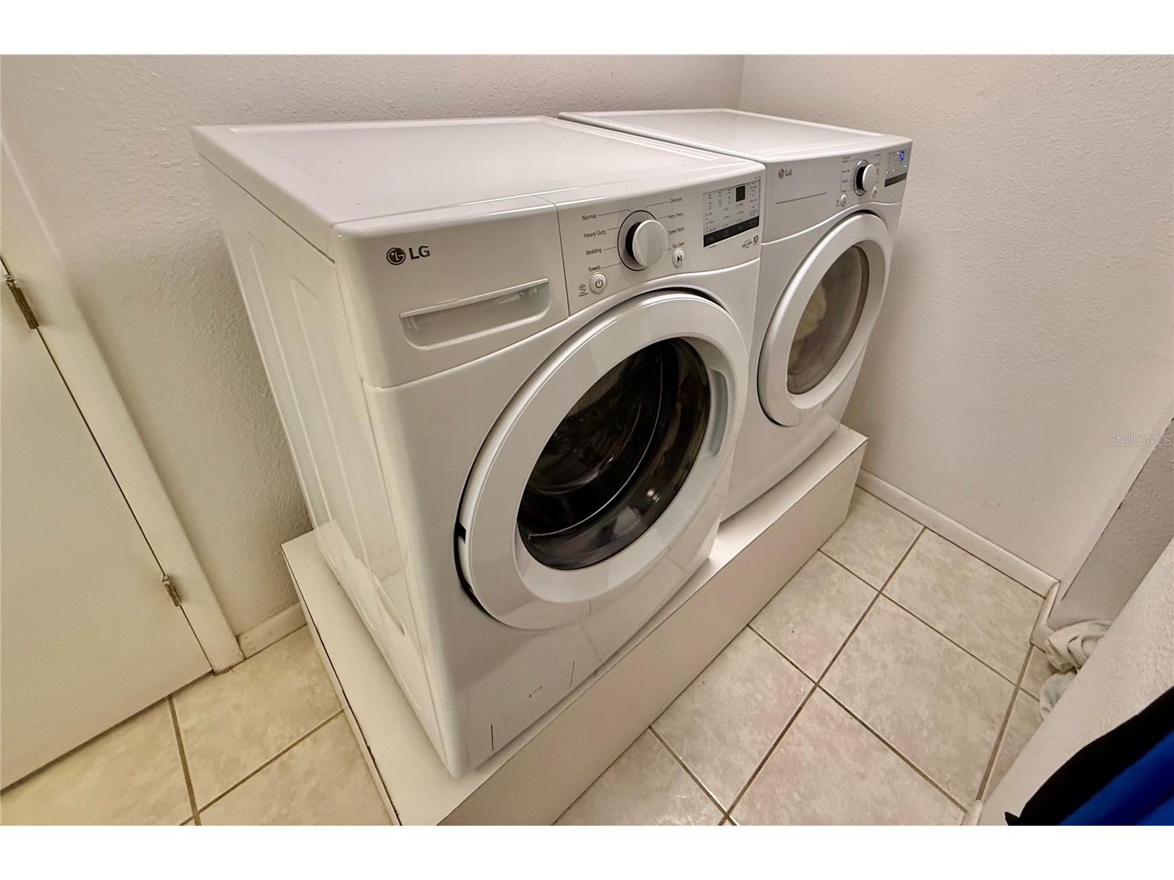 918 Bay Breeze Terrace Largo FL 33770 TB8526639 image66