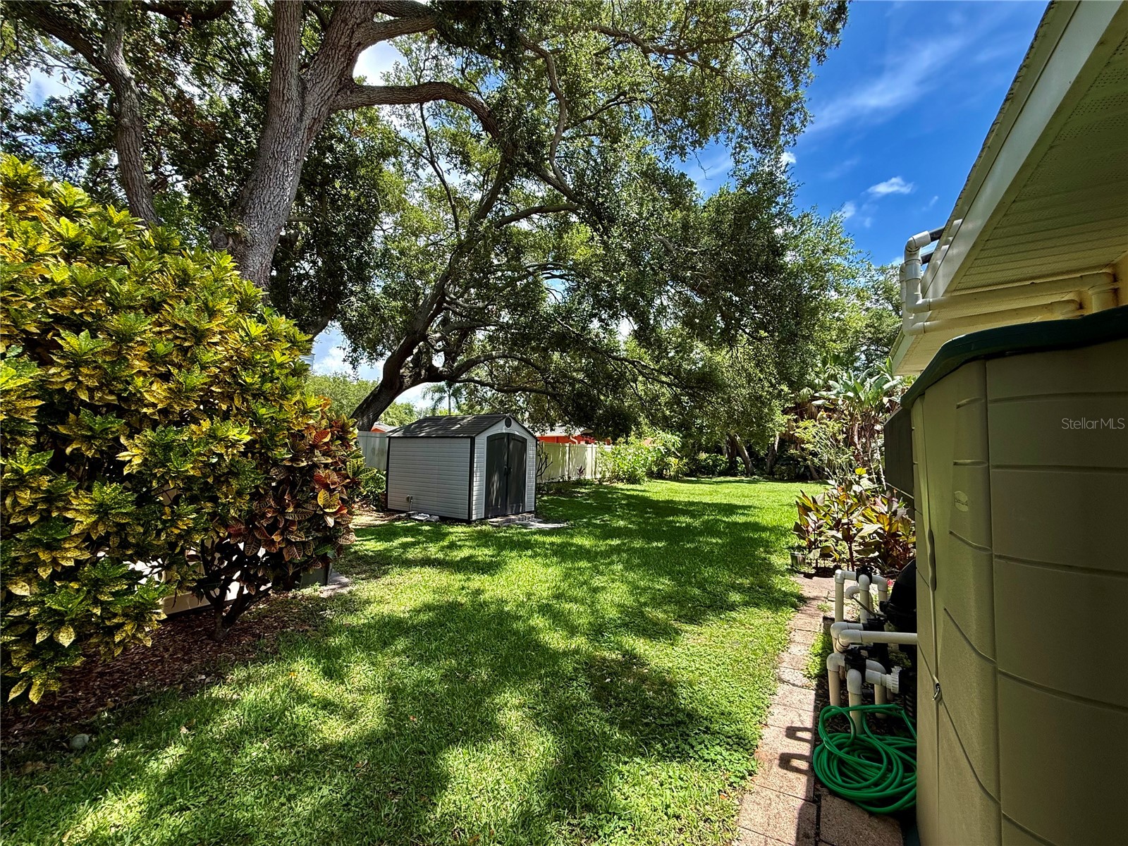 918 Bay Breeze Terrace Largo FL 33770 TB8526639 image77