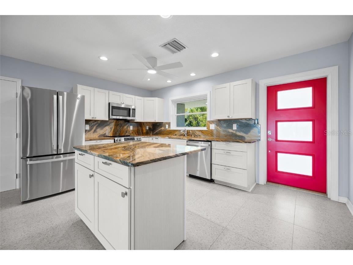 918 Edgewater Drive Englewood FL 34223 - LEMON BAY D6145386 image10