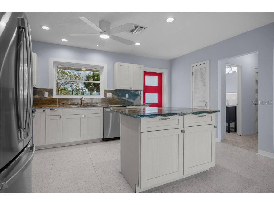 918 Edgewater Drive Englewood FL 34223 - LEMON BAY D6145386 image12