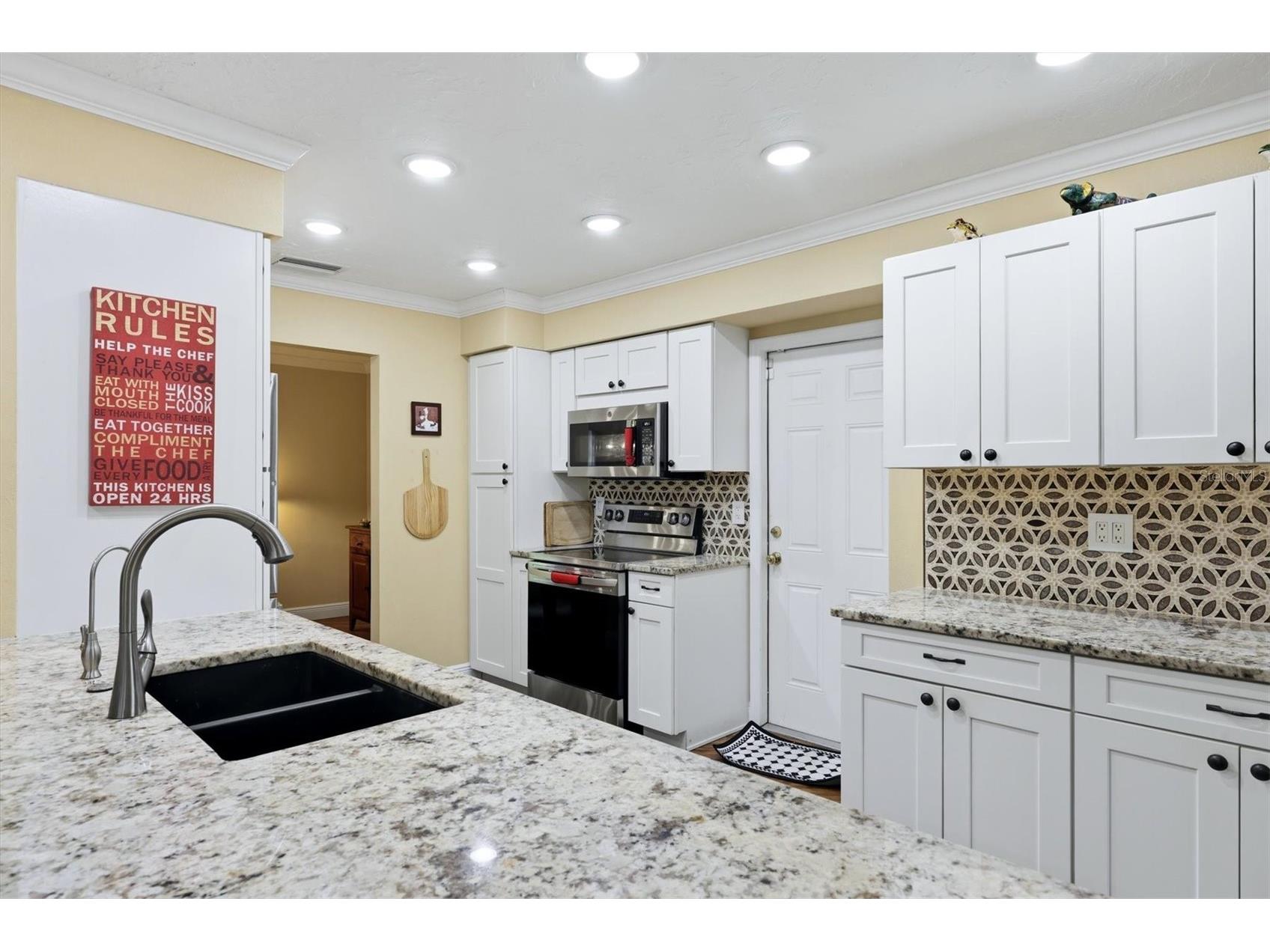 918 Ell Way Sarasota FL 34243 A4699589 image18