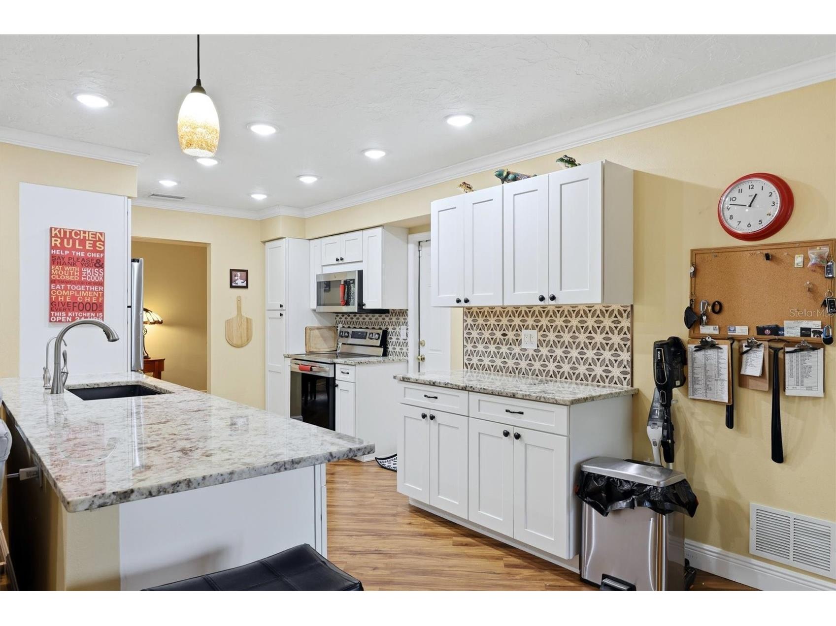 918 Ell Way Sarasota FL 34243 A4699589 image20
