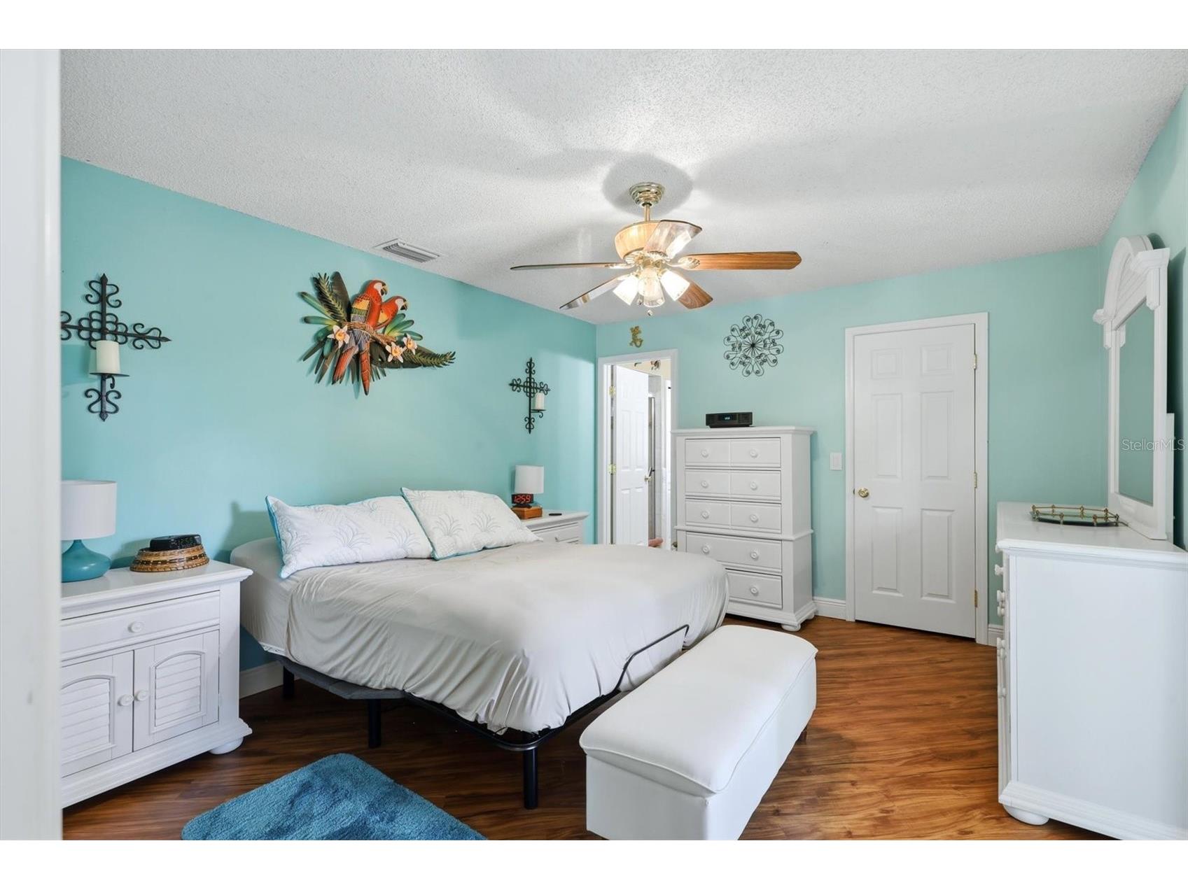 918 Ell Way Sarasota FL 34243 A4699589 image22