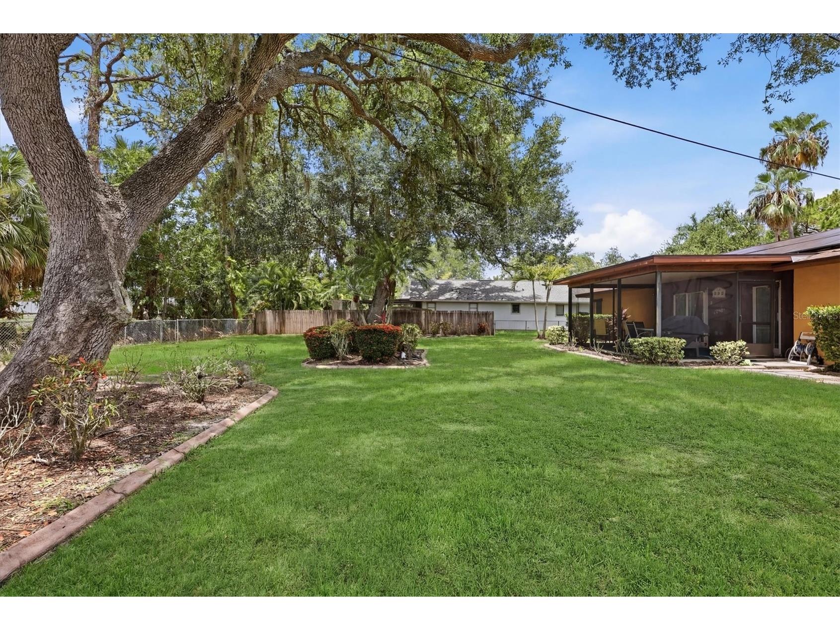 918 Ell Way Sarasota FL 34243 A4699589 image31