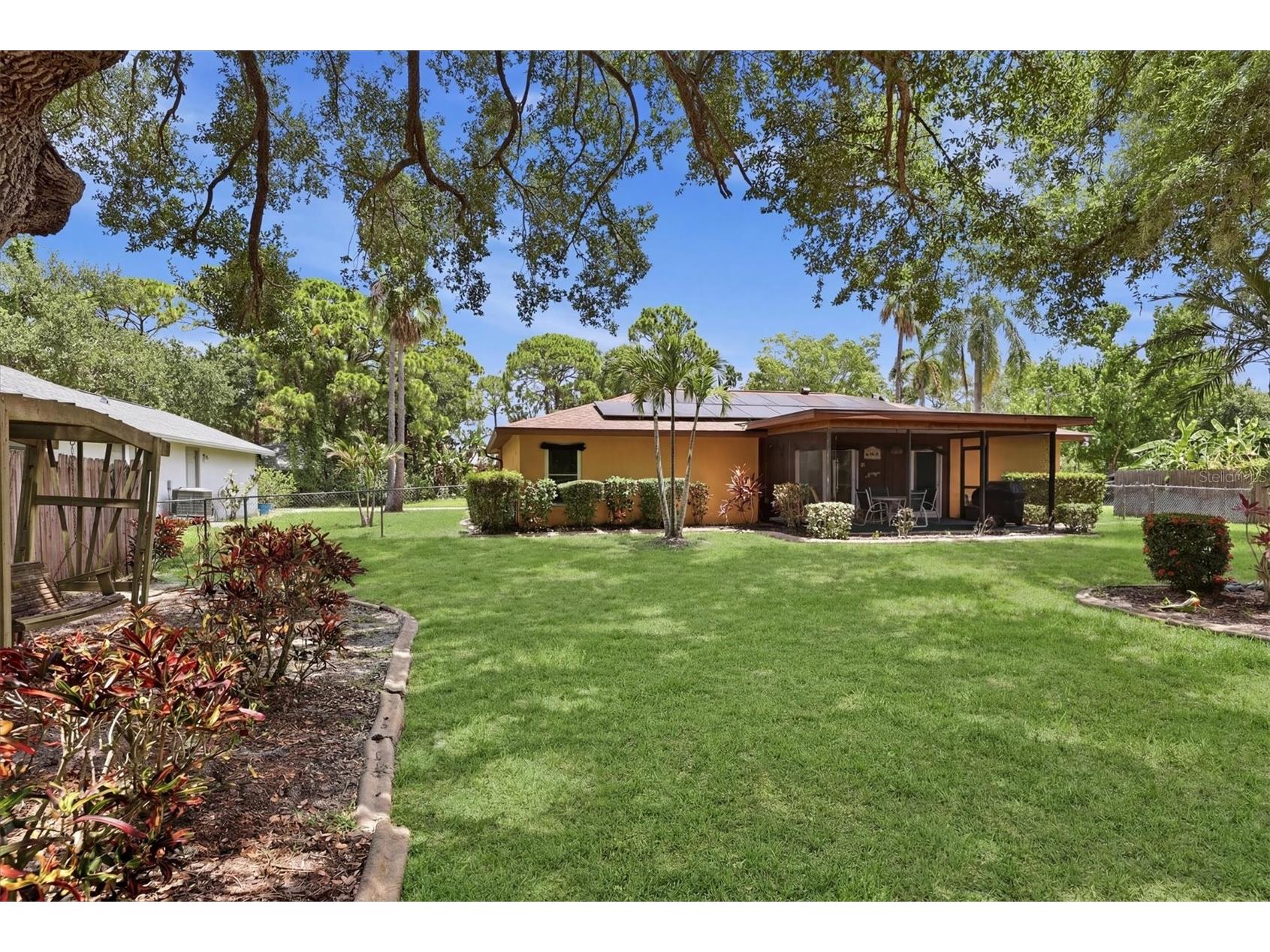 918 Ell Way Sarasota FL 34243 A4699589 image33