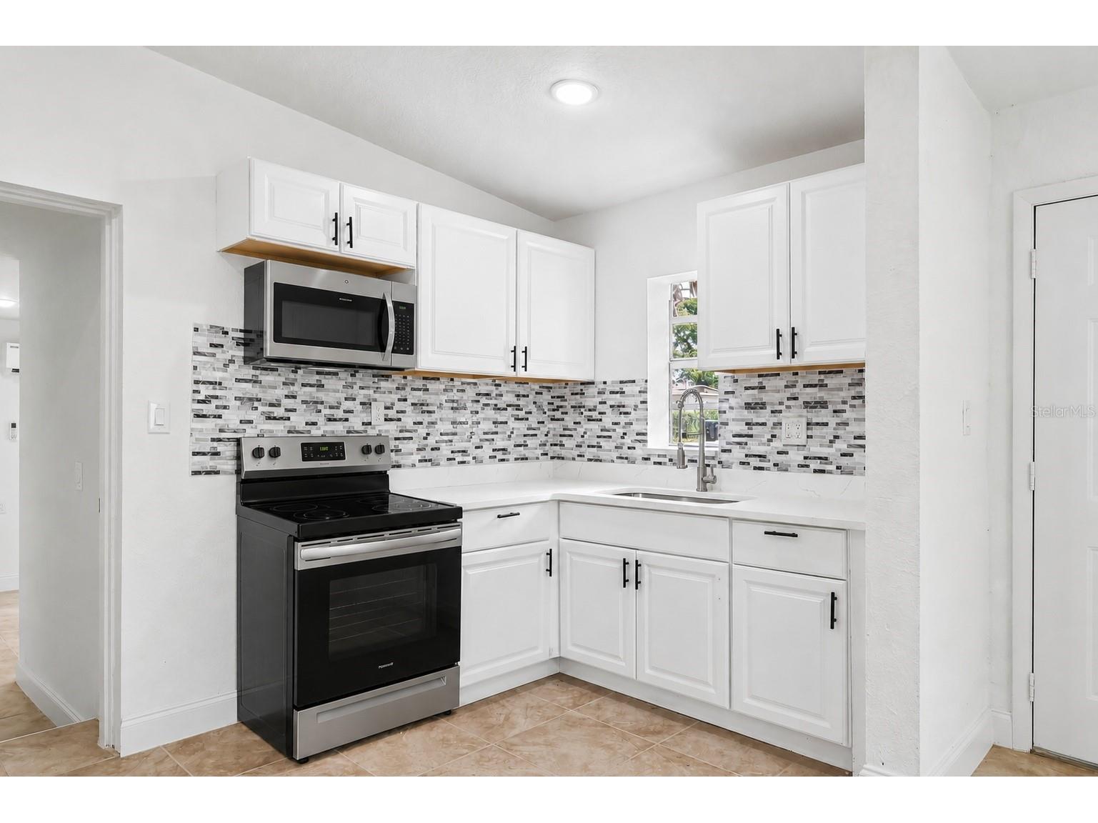 918 Ferndell Road Orlando FL 32808 O6417143 image5