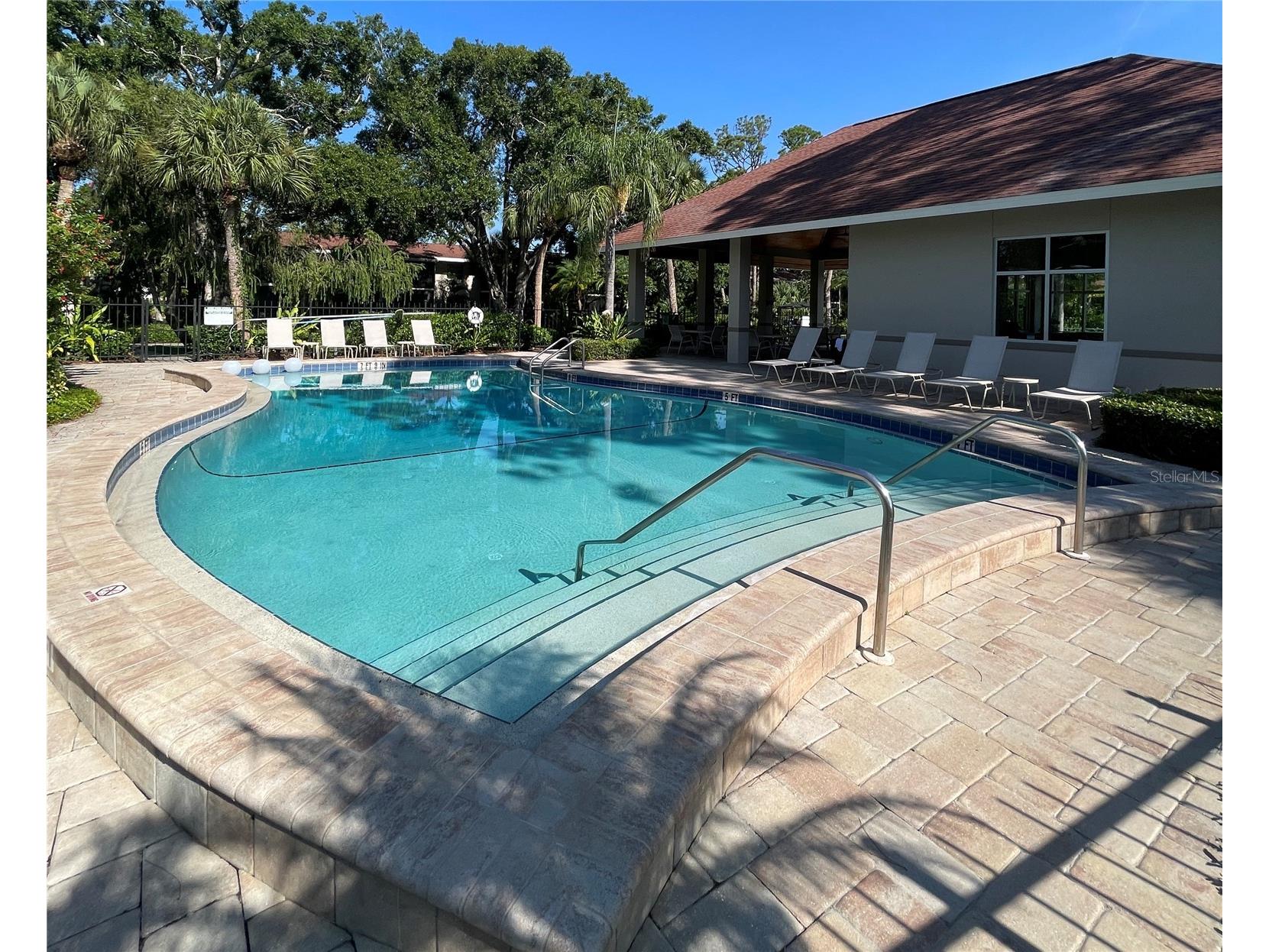 918 La Costa Circle #3 Sarasota FL 34237 A4683613 image36