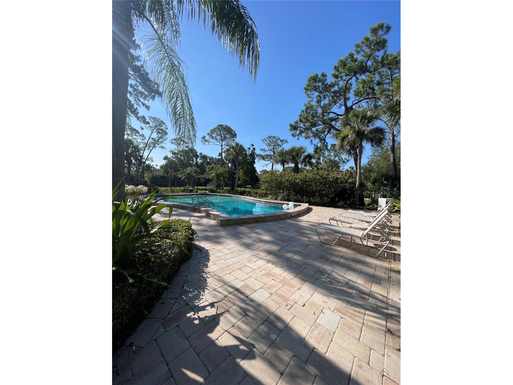 918 La Costa Circle #3 Sarasota FL 34237 A4683613 image39