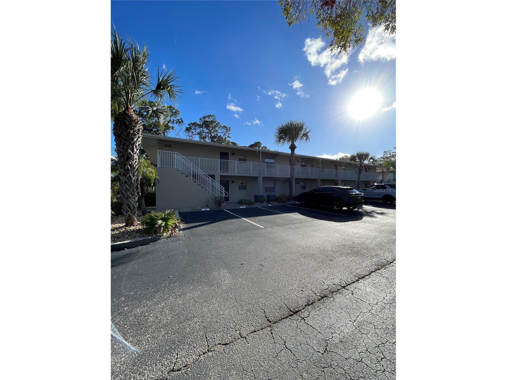 918 La Costa Circle #3 Sarasota FL 34237 A4683613 image46