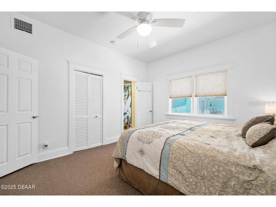 918 N Wild Olive Avenue Daytona Beach FL 32118 FC315570 image25