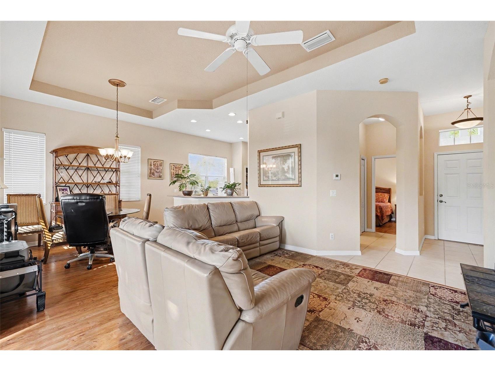 918 Regal Manor Way Sun City Center FL 33573 TB8484857 image4