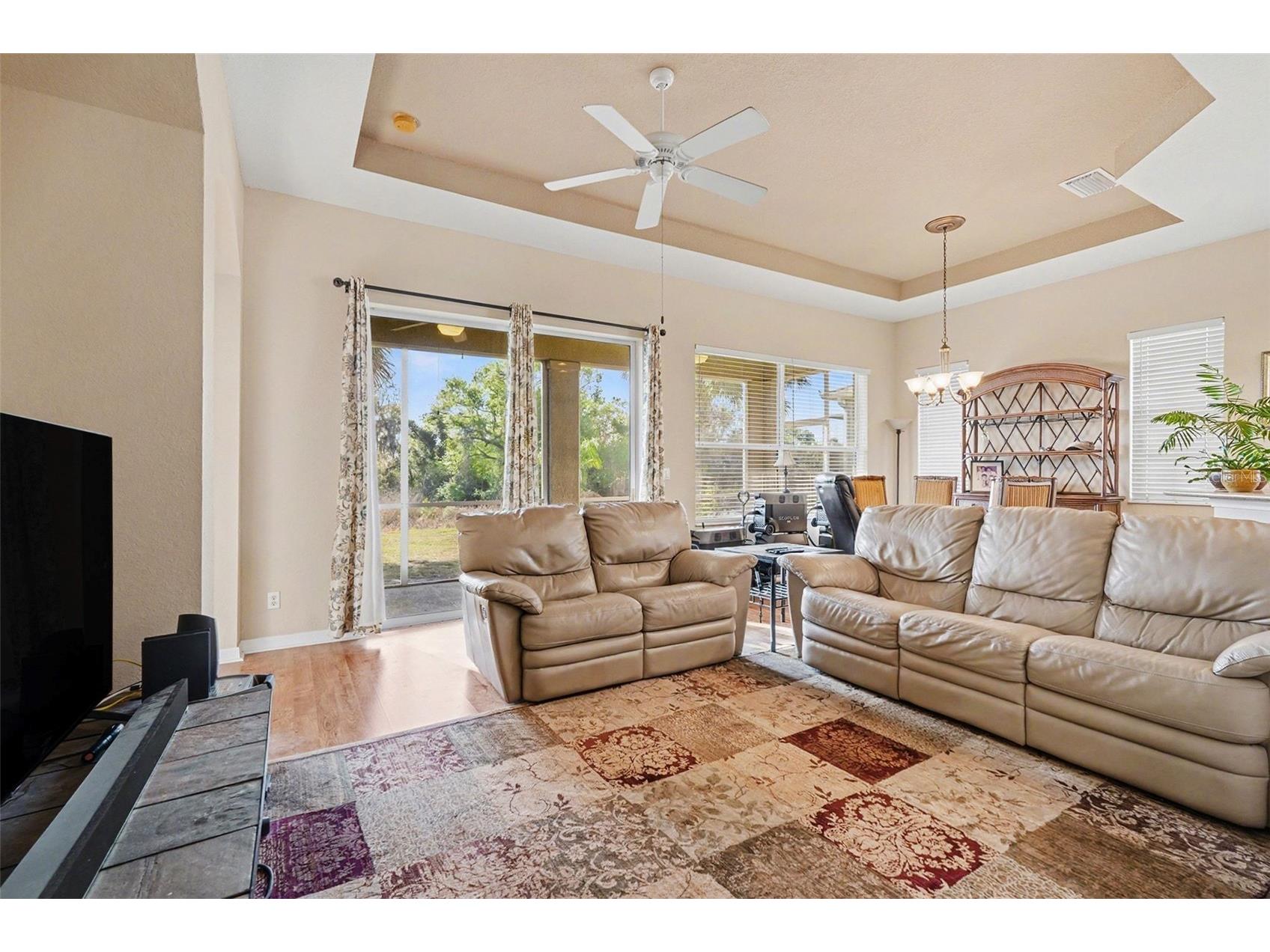 918 Regal Manor Way Sun City Center FL 33573 TB8484857 image5