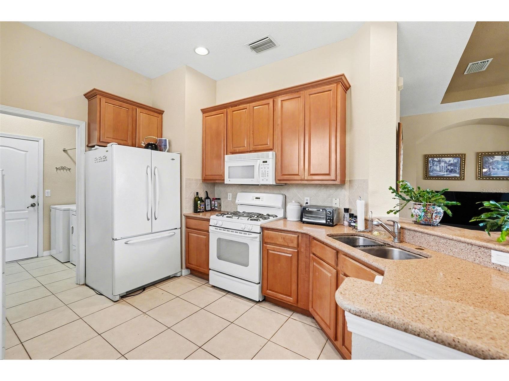 918 Regal Manor Way Sun City Center FL 33573 TB8484857 image7