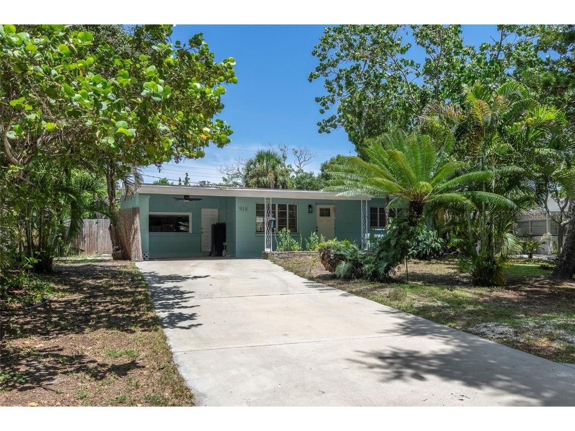 918 Sandpiper Way S Saint Petersburg FL 33707 U8250847 image1