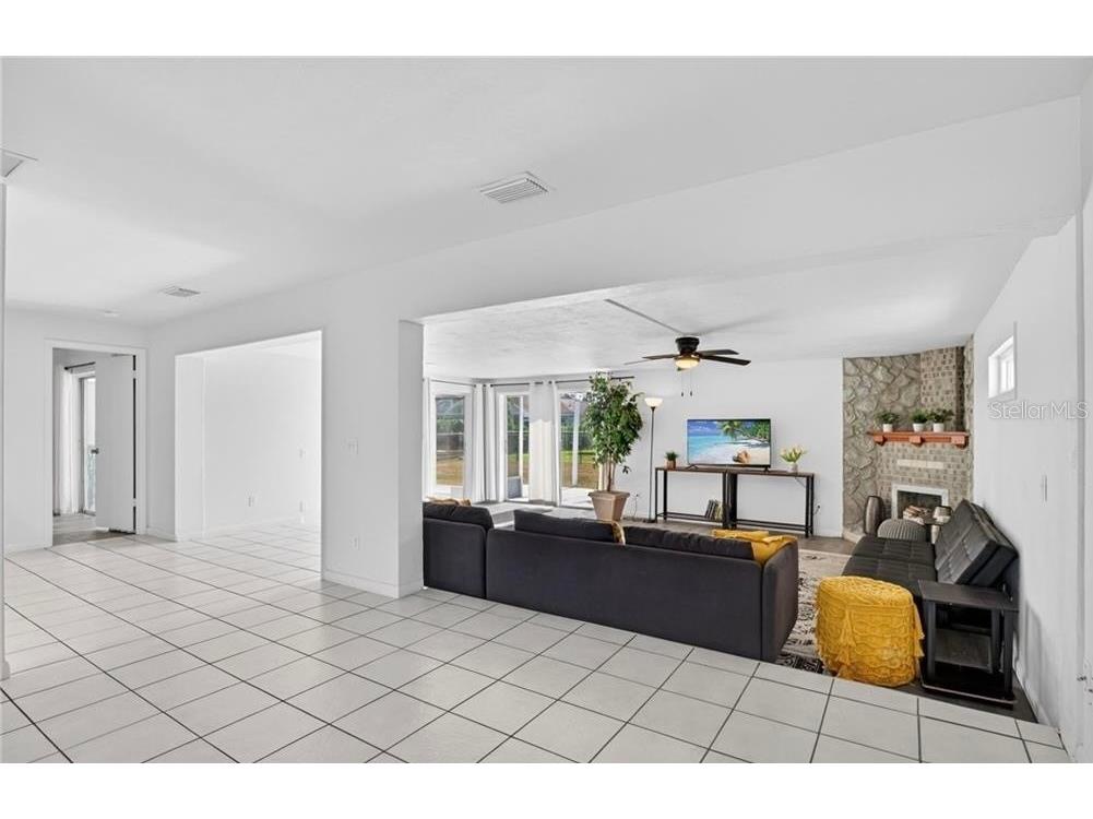 918 SE 35th Street Cape Coral FL 33904 C7525879 image8