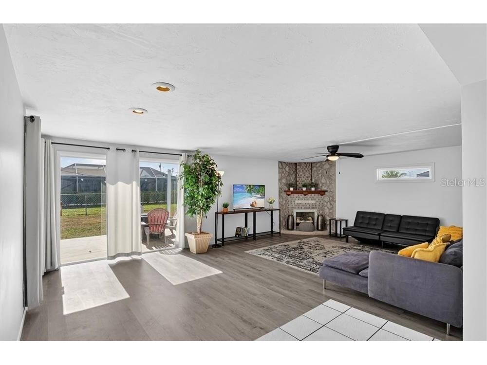 918 SE 35th Street Cape Coral FL 33904 C7525879 image9