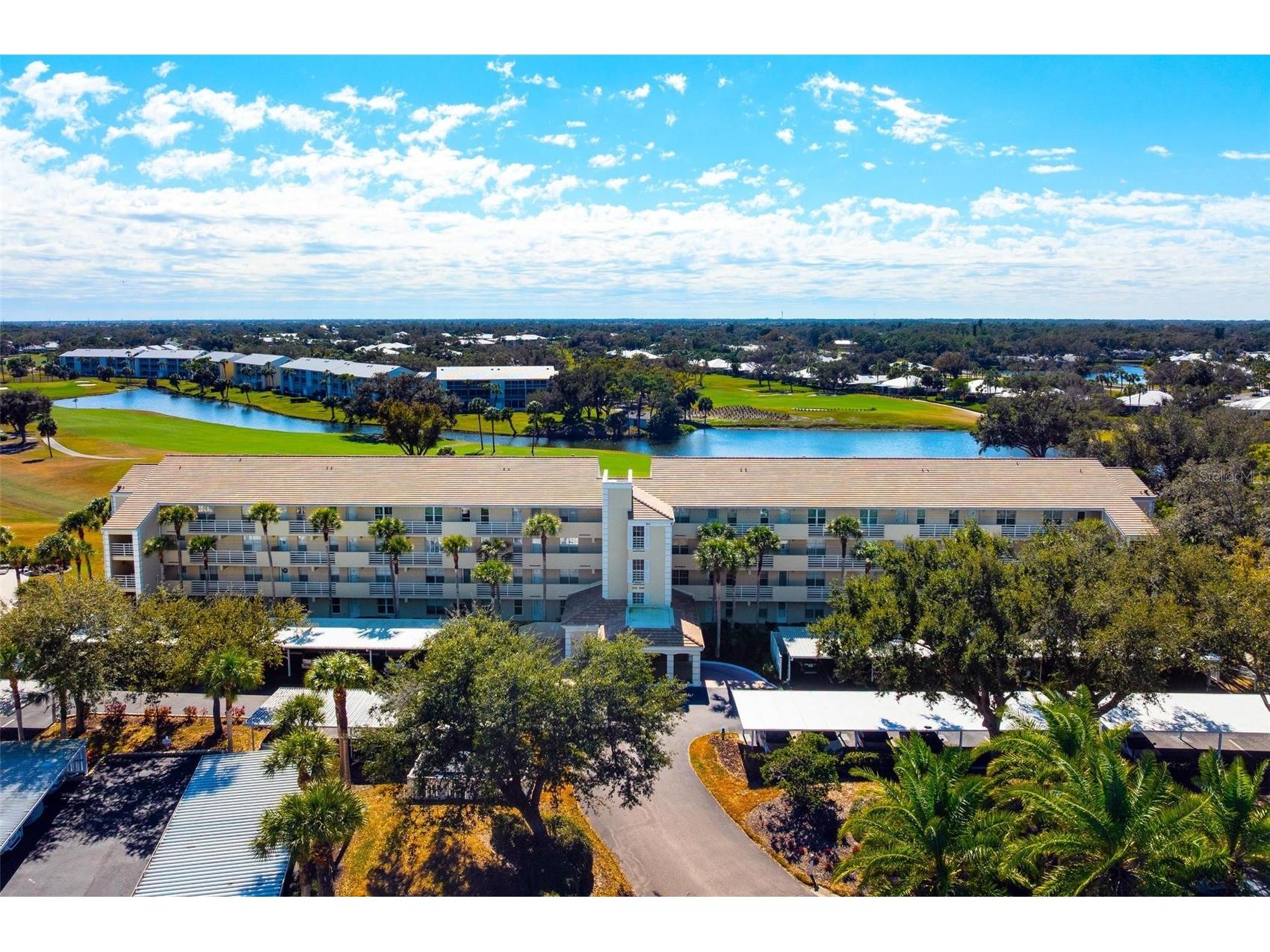 918 Wexford Boulevard #918 Venice FL 34293 - GOLF COURSE POND N6143686 image1