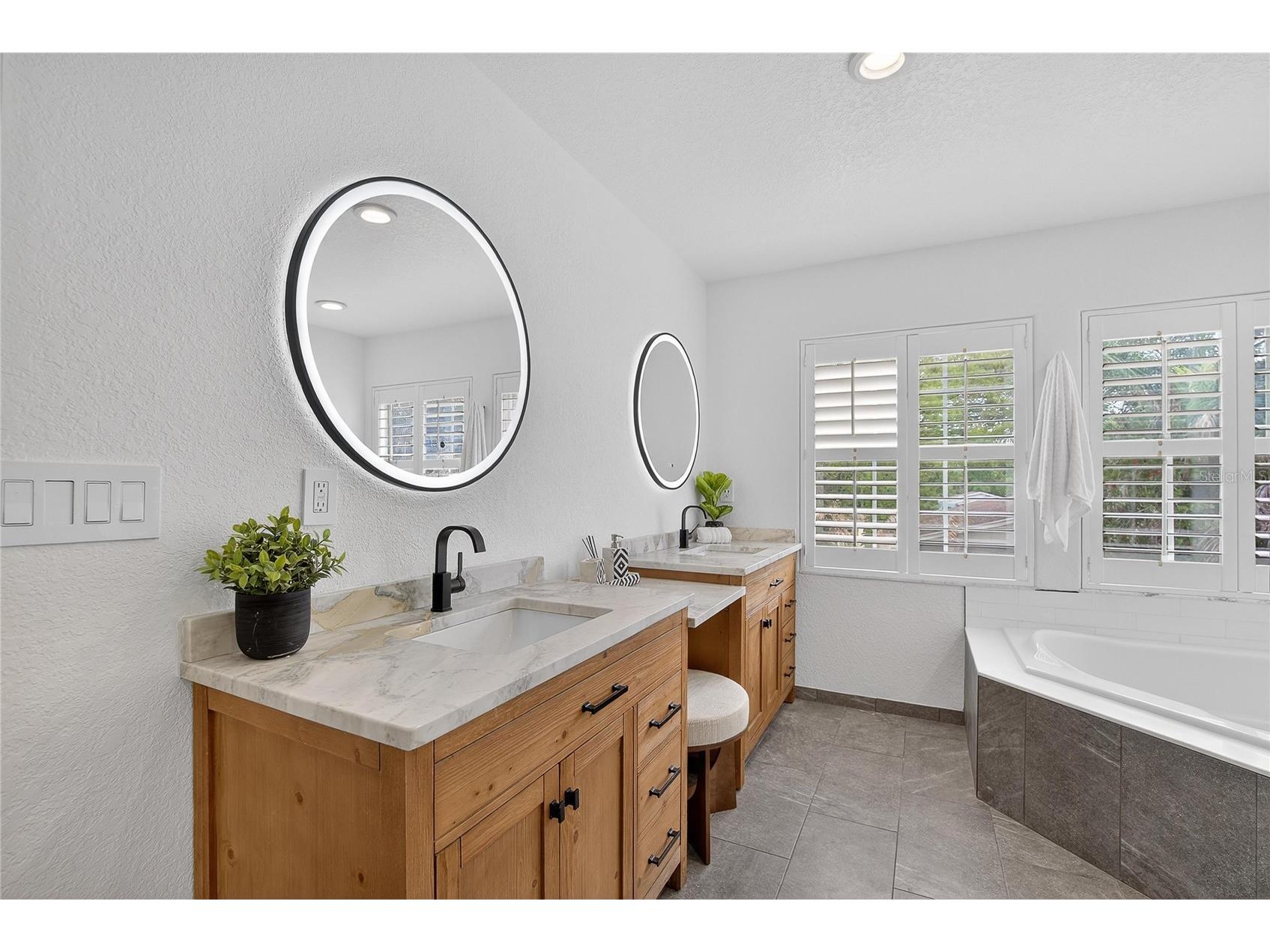 918 Woodbridge Court Safety Harbor FL 34695 TB8481400 image36