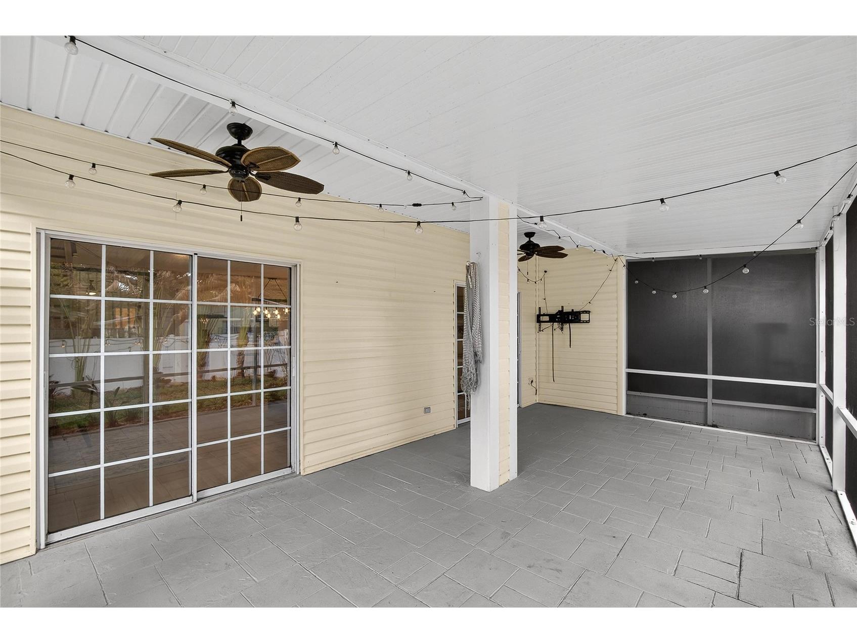 918 Woodbridge Court Safety Harbor FL 34695 TB8481400 image62
