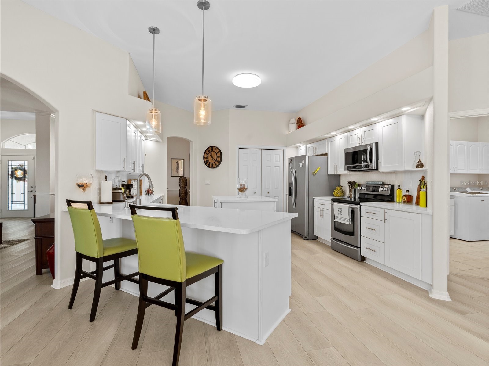 9182 Tarleton Circle Weeki Wachee FL 34613 W7885490 image6