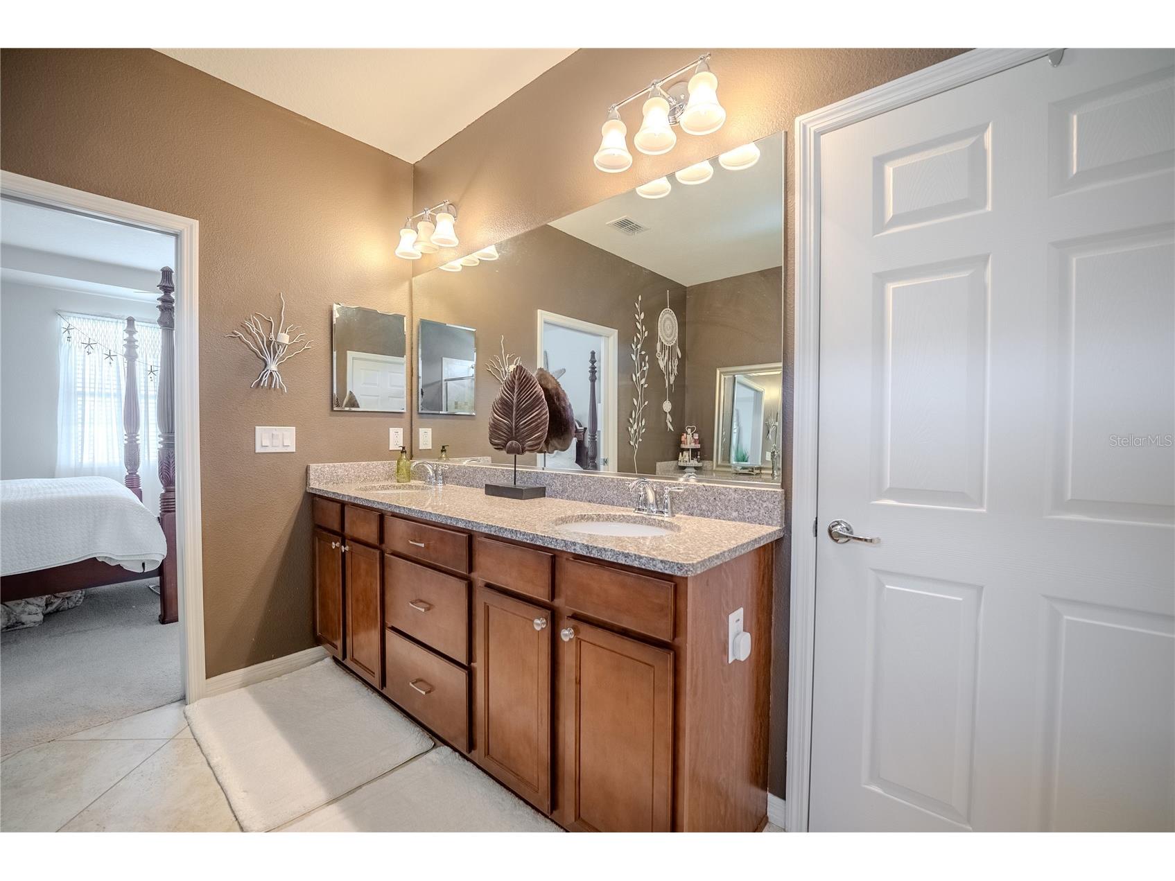 9186 SW 70th Loop Ocala FL 34481 OM723238 image43