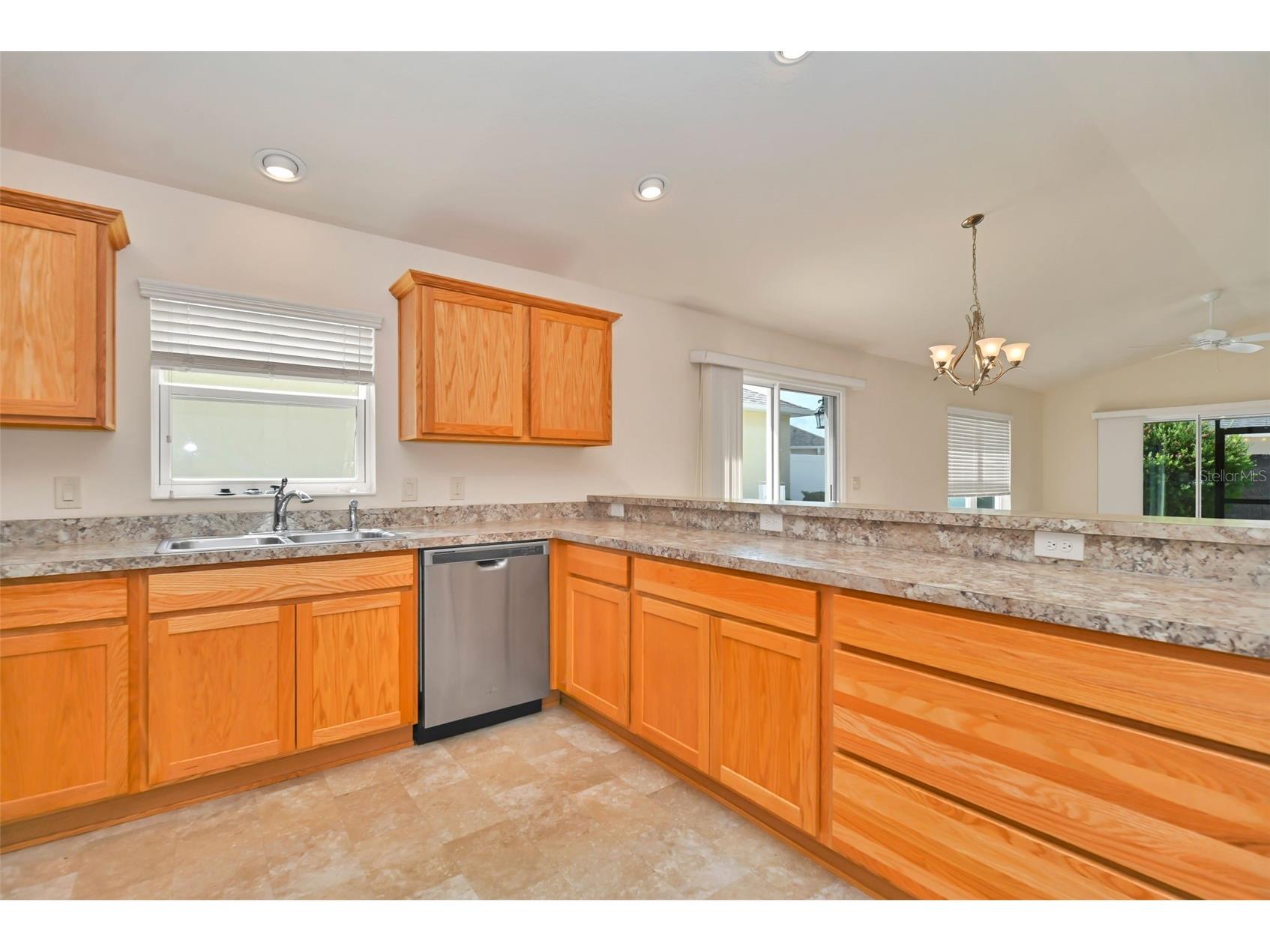 9188 SE 166th Sprung Lane The Villages FL 32162 GC539636 image10