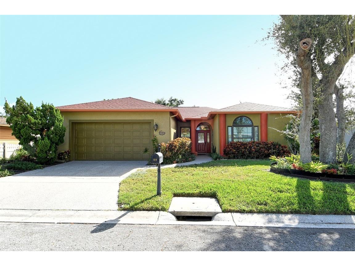 919 65th Street NW Bradenton FL 34209 A4667192 image1