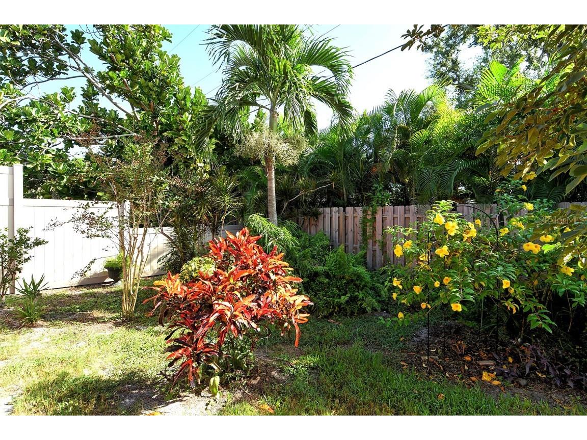 919 65th Street NW Bradenton FL 34209 A4667192 image25