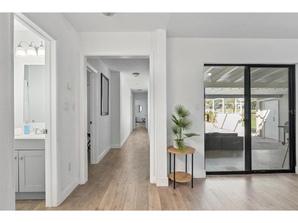 919 Avenue S SE Winter Haven FL 33880 P4936785 image5