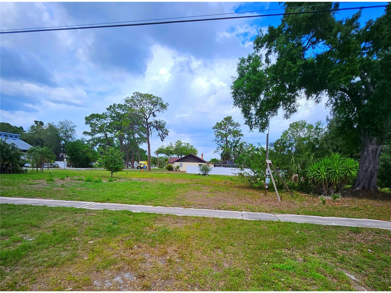 919 College Avenue W Ruskin FL 33570 TB8494398 image6