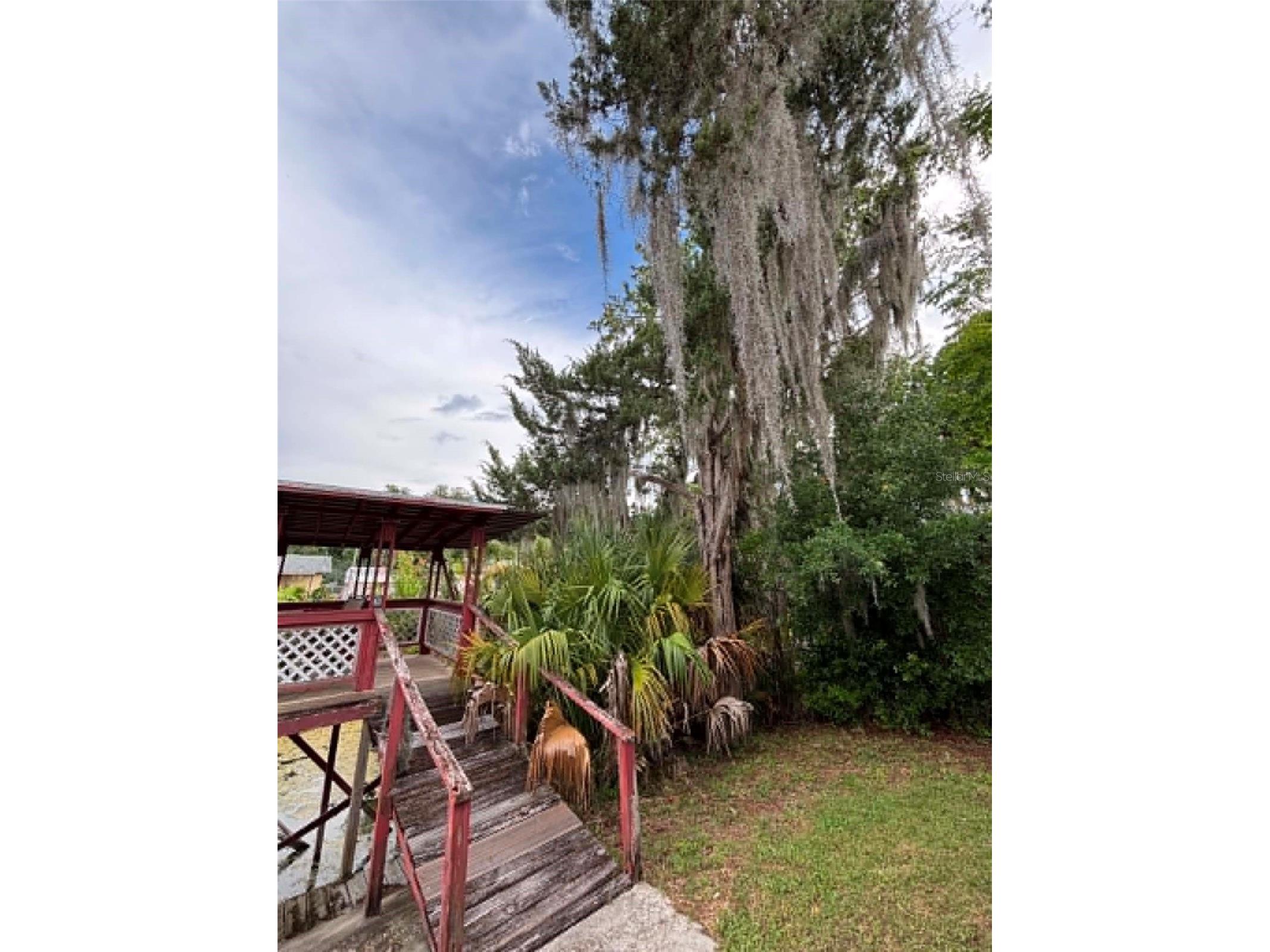 919 Cr 482d Lake Panasoffkee FL 33538 - LAKE PANASOFFKEE G5113665 image35