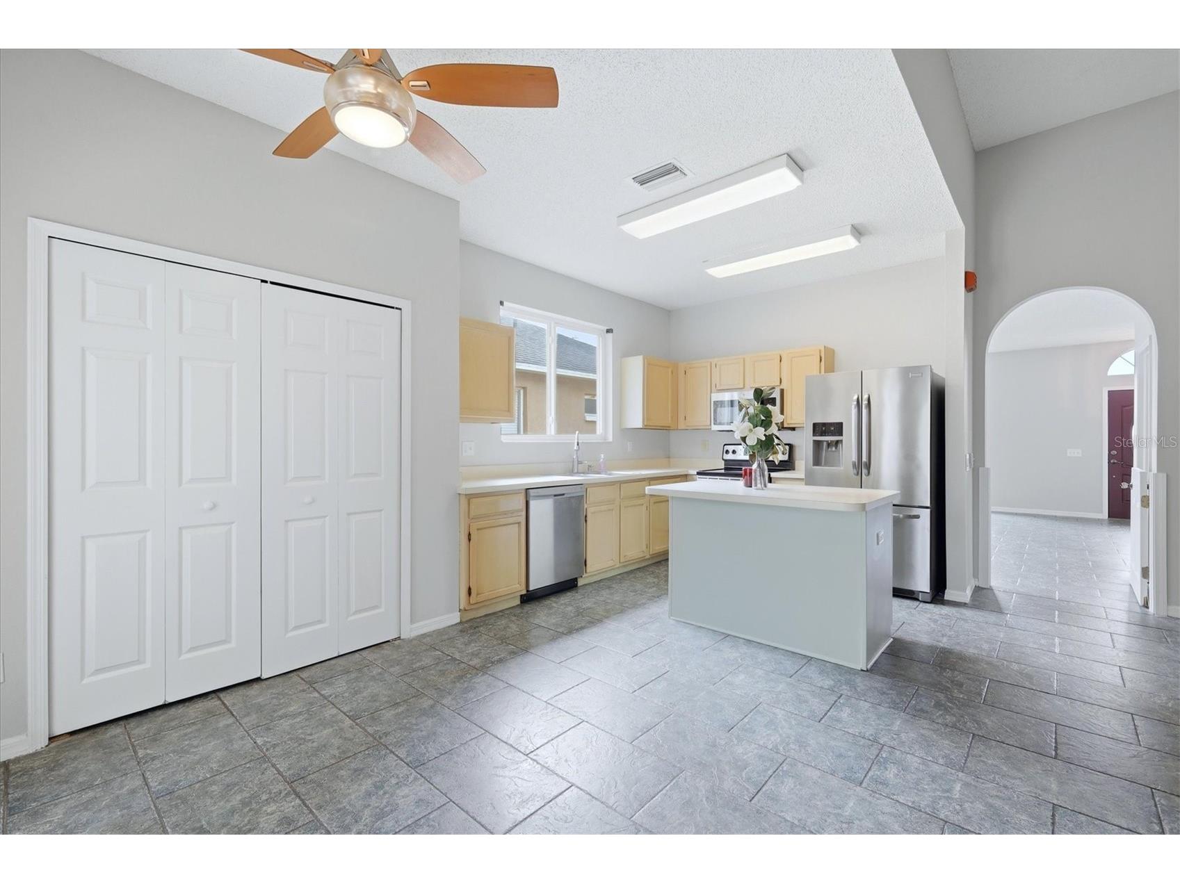 919 Grand Canyon Drive Valrico FL 33594 A4686693 image14